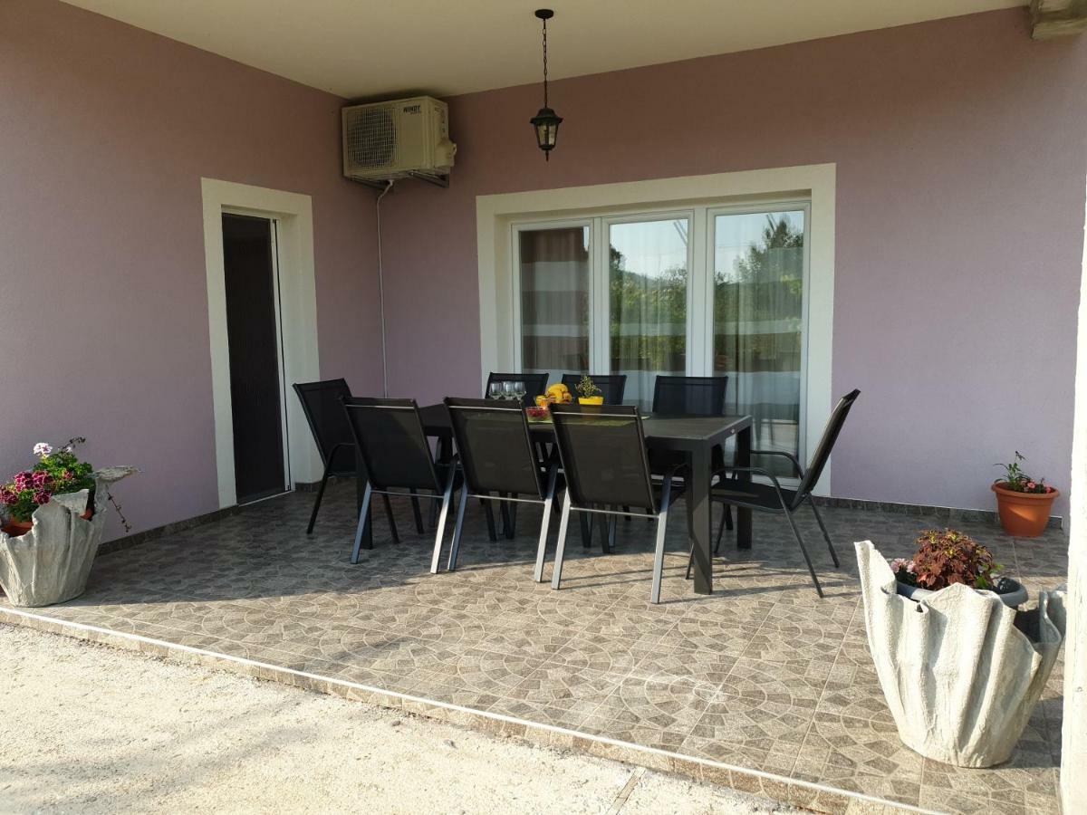 Home Lucic Lozovac Exterior photo